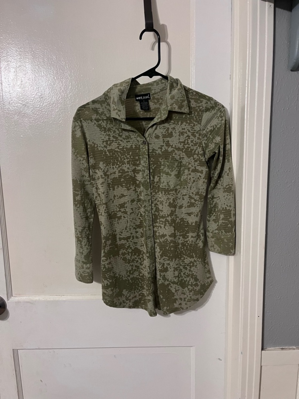 Wet Seal Olive Green Patterned Button-Down Shirt